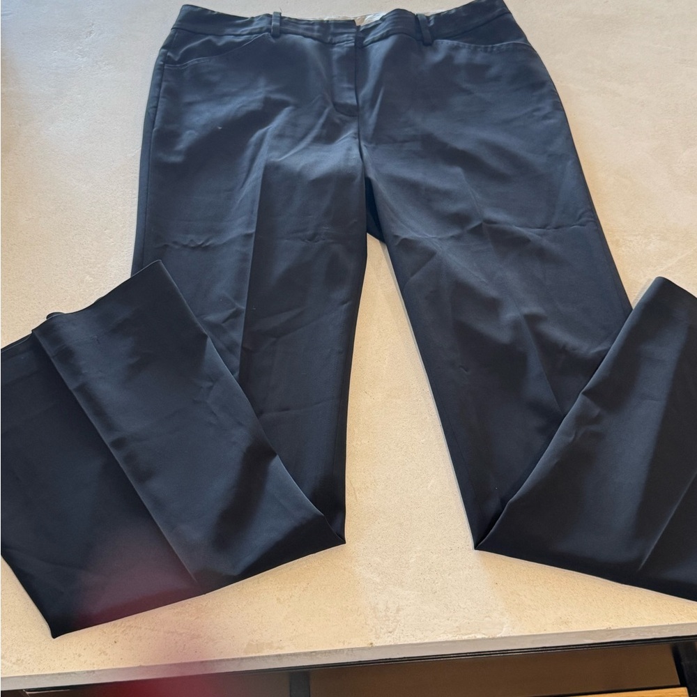 Tahari Women's Black Trousers